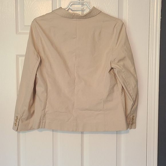 Gap light colored jacket - Picture 2 of 5